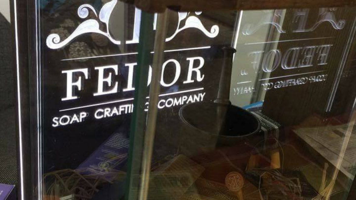 The Touch of Paris – Cosmetic fair